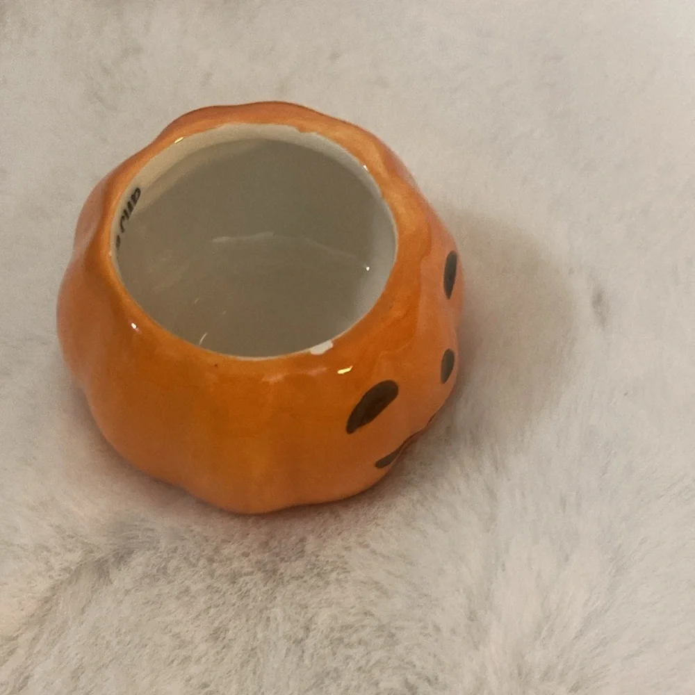 10 Strawberry Street Stacking Jack o Lantern Measuring Cups